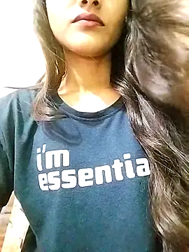 Snapshot of MISSQUEEN48 chatting on March 2026 05:22:01 AM MISSQUEEN48 online show from March 2026 05:22:01 AM