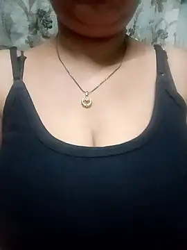 sajida34 online show from October 2025 11:27:02 PM