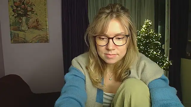 TaylorBre online show from December 2024 08:50:01 PM