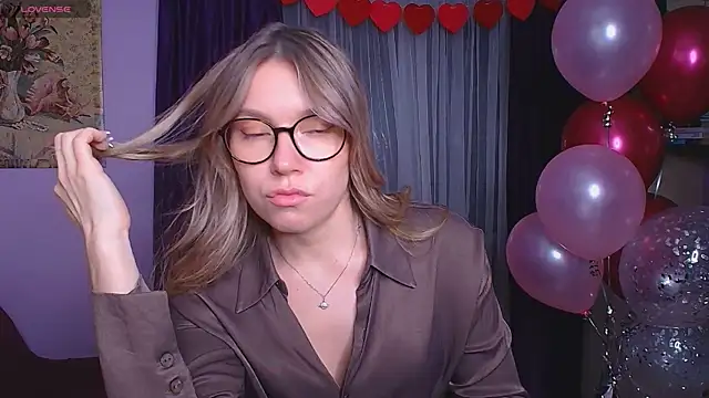 TaylorBre online show from March 2025 08:22:01 PM