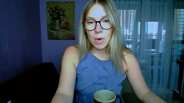 TaylorBre online show from September 2025 04:56:02 AM