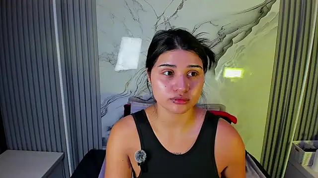 venusowen  online show from March 2026 01:14:01 PM