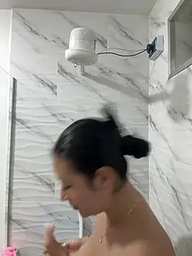 Snapshot of Karlee_rouse chatting on February 2026 10:19:01 PM Karlee rouse online show from February 2026 10:19:01 PM