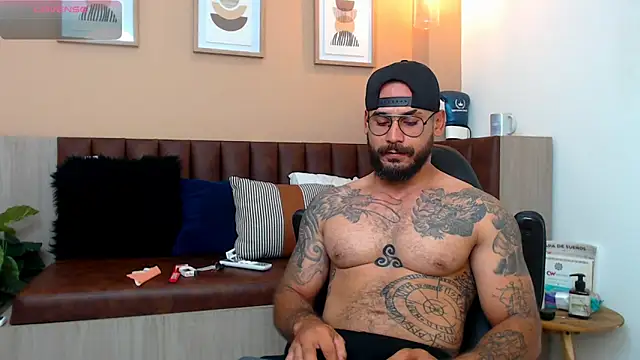 hanz col online show from March 2025 04:38:02 AM