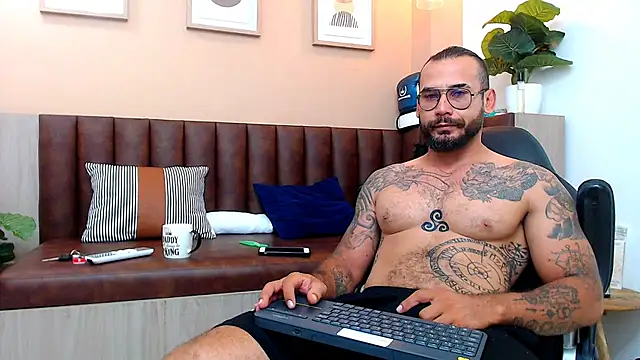 hanz col online show from March 2025 09:28:01 AM