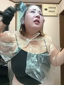 Snapshot of SAKU-RA-chan chatting on October 2025 09:34:02 AM SAKU-RA-chan online show from October 2025 09:34:02 AM