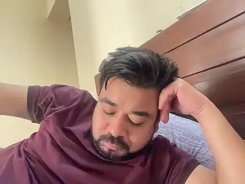 coolboy6566 online show from November 2025 06:00:02 AM