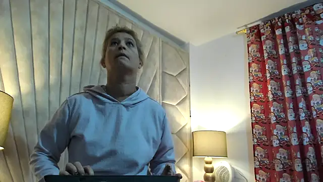 Jade squirtt online show from November 2025 11:05:01 AM