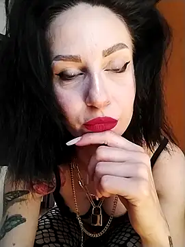 Snapshot of dahlia_82 chatting on May 2026 10:23:01 AM dahlia 82 online show from May 2026 10:23:01 AM