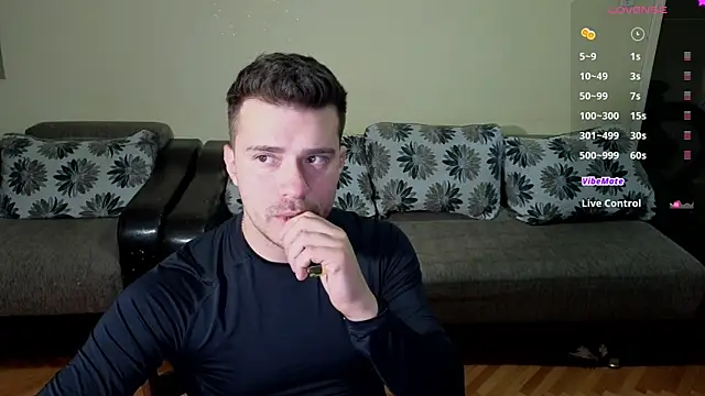 JohnnyStepBro online show from October 2025 06:58:01 PM