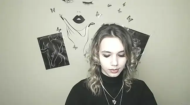  StAcY online show from January 2025 01:41:02 PM