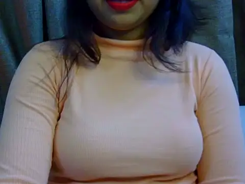 Snapshot of Cutesamiksha chatting on December 2024 07:07:01 PM Cutesamiksha online show from December 2024 07:07:01 PM