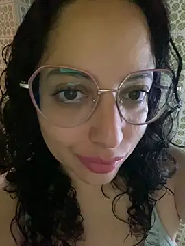 babyluna939 online show from October 2025 07:23:01 PM