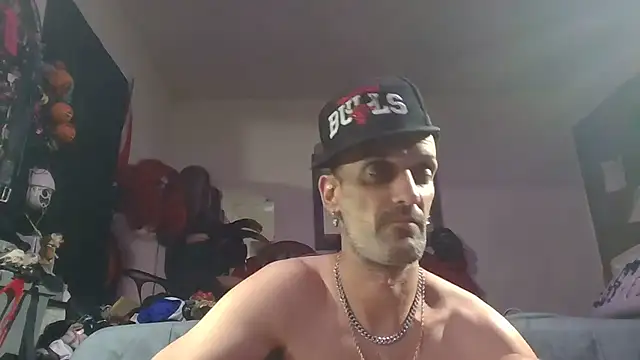 Snapshot of slinginbigD chatting on July 2026 09:50:01 PM slinginbigD online show from July 2026 09:50:01 PM
