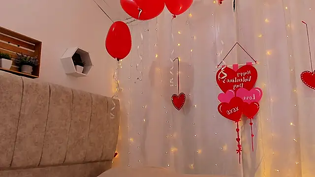 Little Ivy online show from February 2025 07:19:02 PM