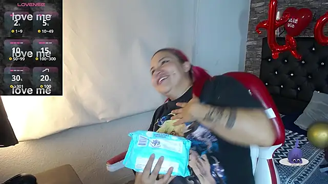 Bruja  Scarlata online show from February 2025 06:26:02 PM