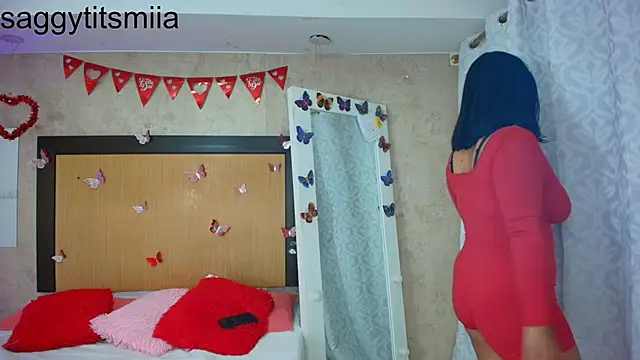 mialopez52 online show from March 2026 06:45:02 PM