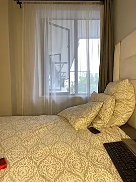 mmbaliii online show from February 2025 02:48:02 PM