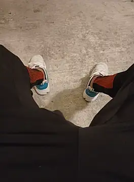 casper0303 online show from October 2025 04:05:01 PM