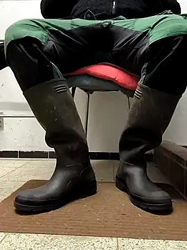 OdinWolf1990 online show from January 2025 11:15:02 AM