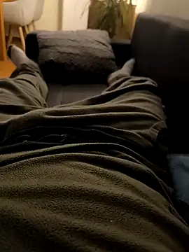 OdinWolf1990 online show from November 2025 06:07:02 AM