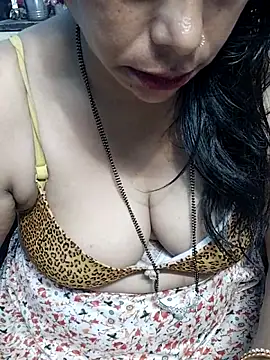 Urmila bhabhii online show from October 2025 05:17:02 AM