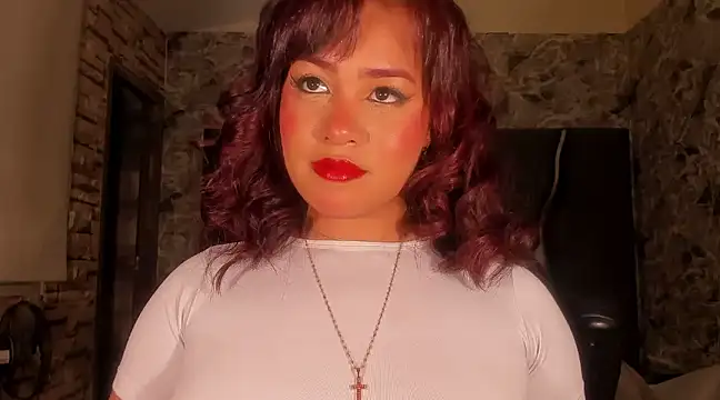 Estrella05  online show from March 2025 04:28:01 AM