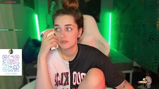 Snapshot of _dota2_ chatting on March 2026 12:24:02 AM dota2 online show from March 2026 12:24:02 AM