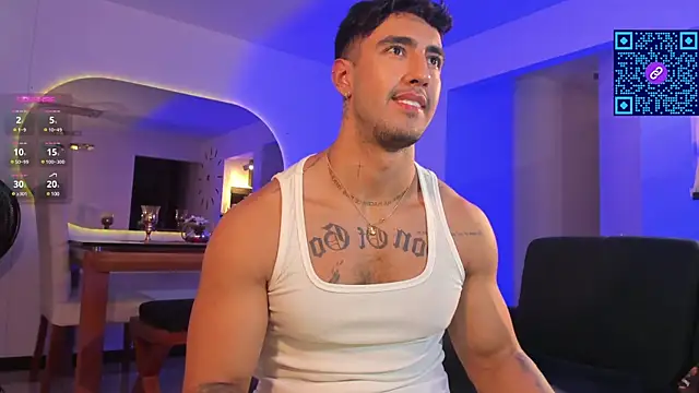 Snapshot of JACOB_MARTINS chatting on December 2024 05:37:01 AM JACOB MARTINS online show from December 2024 05:37:01 AM