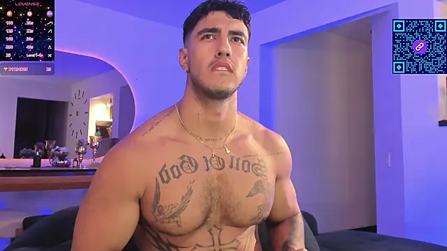 Snapshot of JACOB_MARTINS chatting on December 2024 03:58:02 AM JACOB MARTINS online show from December 2024 03:58:02 AM