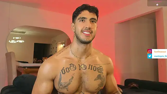 Snapshot of JACOB_MARTINS chatting on January 2025 03:34:02 AM JACOB MARTINS online show from January 2025 03:34:02 AM