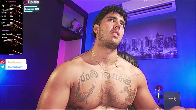 Snapshot of JACOB_MARTINS chatting on December 2025 07:53:01 PM JACOB MARTINS online show from December 2025 07:53:01 PM