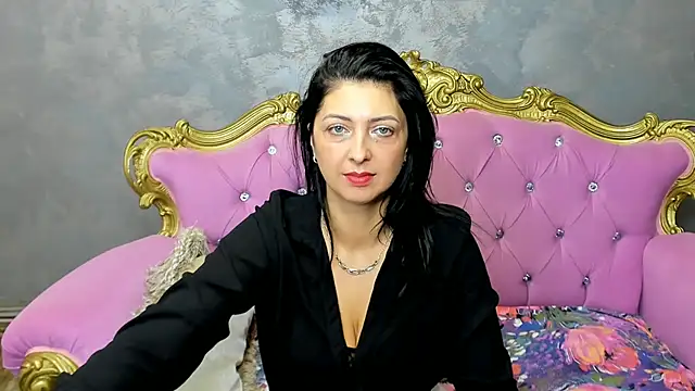 DivinSandra online show from February 2025 09:25:02 AM