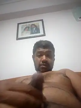 Snapshot of RoyPapafarid chatting on March 2025 01:59:02 PM RoyPapafarid online show from March 2025 01:59:02 PM