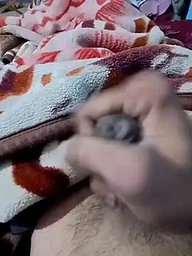 HotPrism439 online show from November 2025 05:45:03 PM