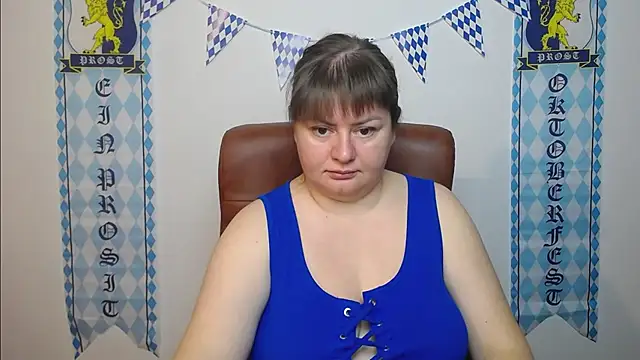 ZannaDreil online show from September 2025 06:11:02 PM