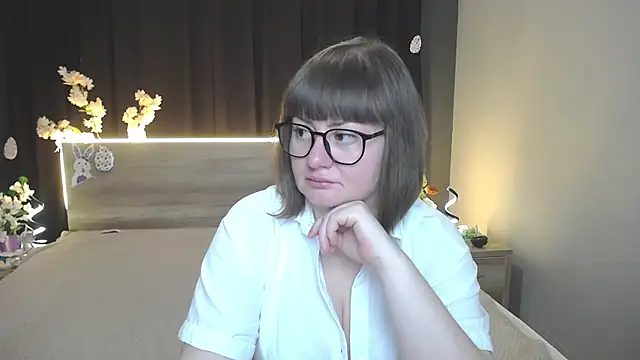 ZannaDreil online show from April 2026 06:09:01 PM