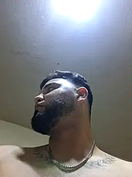 SINUECASTILLO online show from February 2026 09:26:01 PM