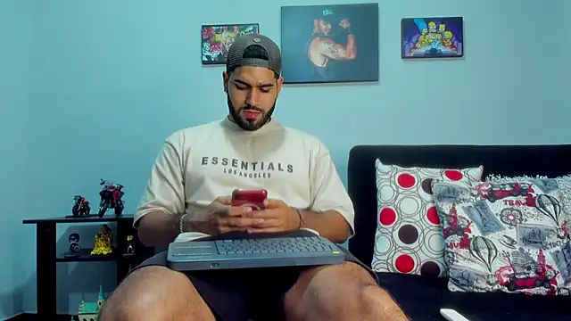 SamirHazard97 online show from December 2024 03:25:01 AM