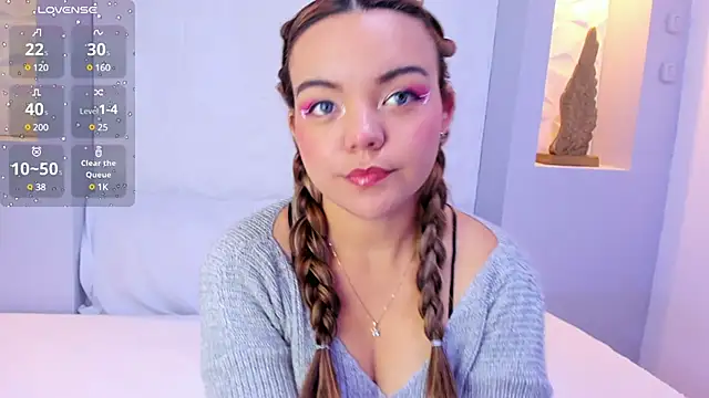 Snapshot of EmilyRouss_ chatting on January 2025 07:17:02 PM EmilyRouss online show from January 2025 07:17:02 PM