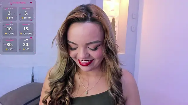 Snapshot of EmilyRouss_ chatting on January 2025 07:18:01 PM EmilyRouss online show from January 2025 07:18:01 PM