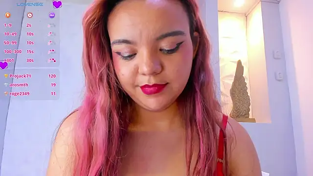 Snapshot of EmilyRouss_ chatting on February 2025 01:26:01 AM EmilyRouss online show from February 2025 01:26:01 AM