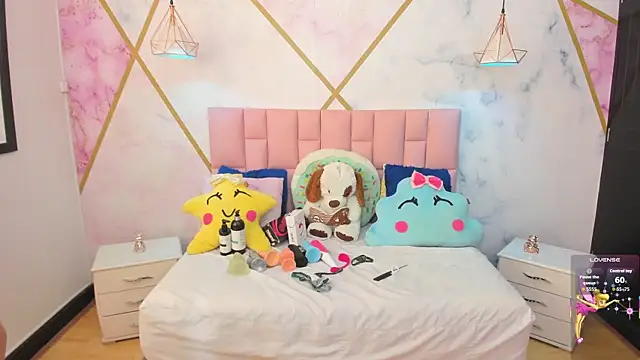 lizortiz online show from September 2025 07:02:02 PM