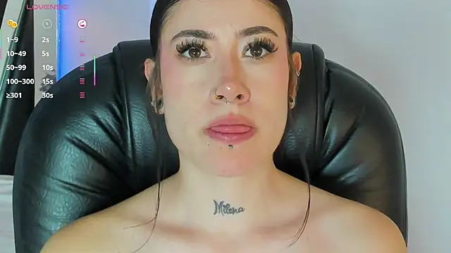 melody suarez online show from March 2025 10:39:02 PM