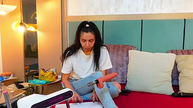 SarraRose online show from March 2025 08:32:02 AM