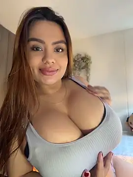 Snapshot of valeria2019hot chatting on June 2026 11:23:02 AM valeria2019hot online show from June 2026 11:23:02 AM