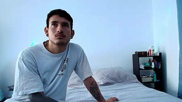 anika lowen02 online show from December 2024 02:55:01 PM