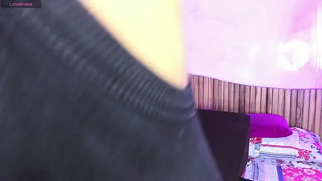 MelaniieRoux online show from January 2025 07:42:01 PM