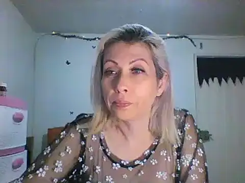 alixia81 online show from December 2024 09:17:02 AM