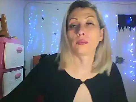 alixia81 online show from February 2025 02:44:02 AM